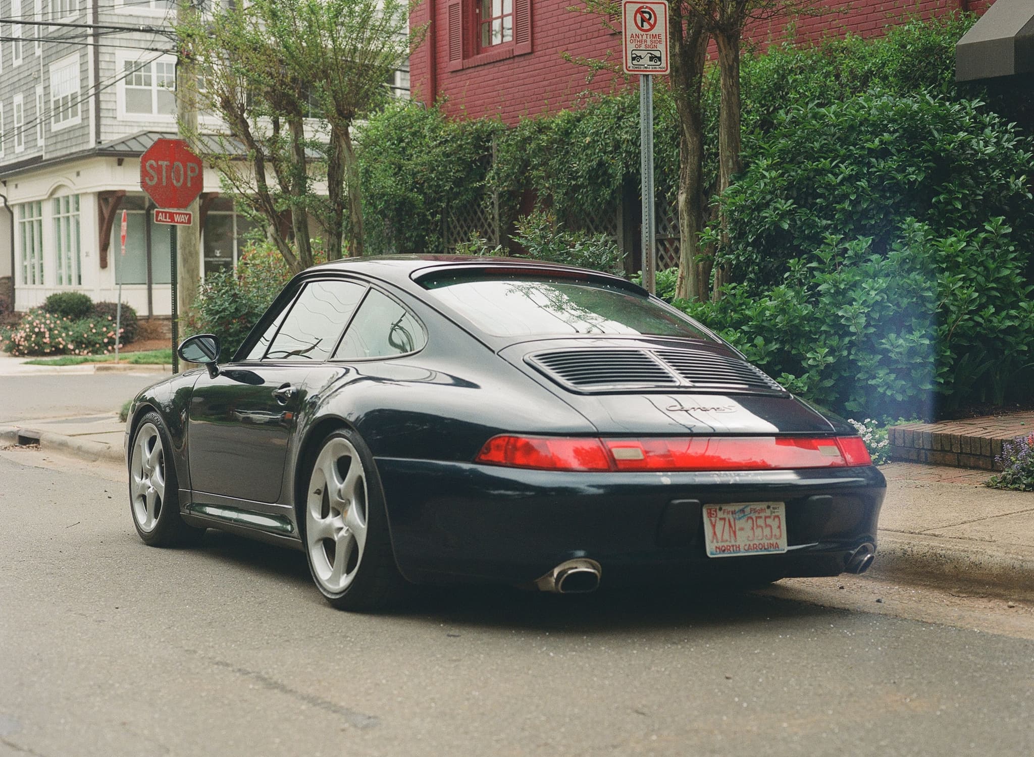 993